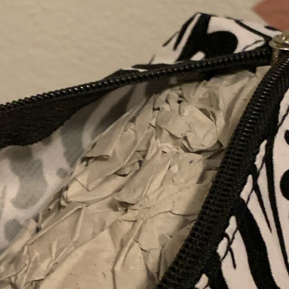 Small pouch - Picture 2 of 3